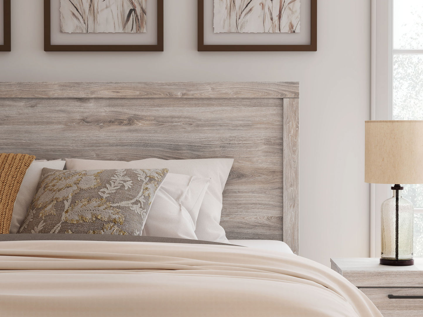 Broachmyn - Panel Bed