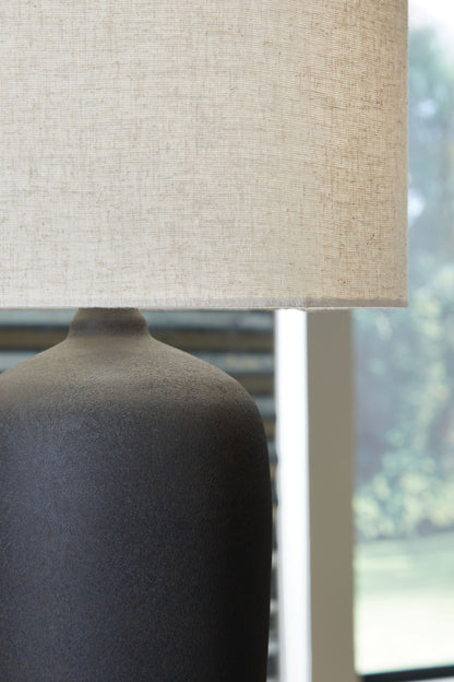 Ryenburg - Metal Table Lamp - Black
